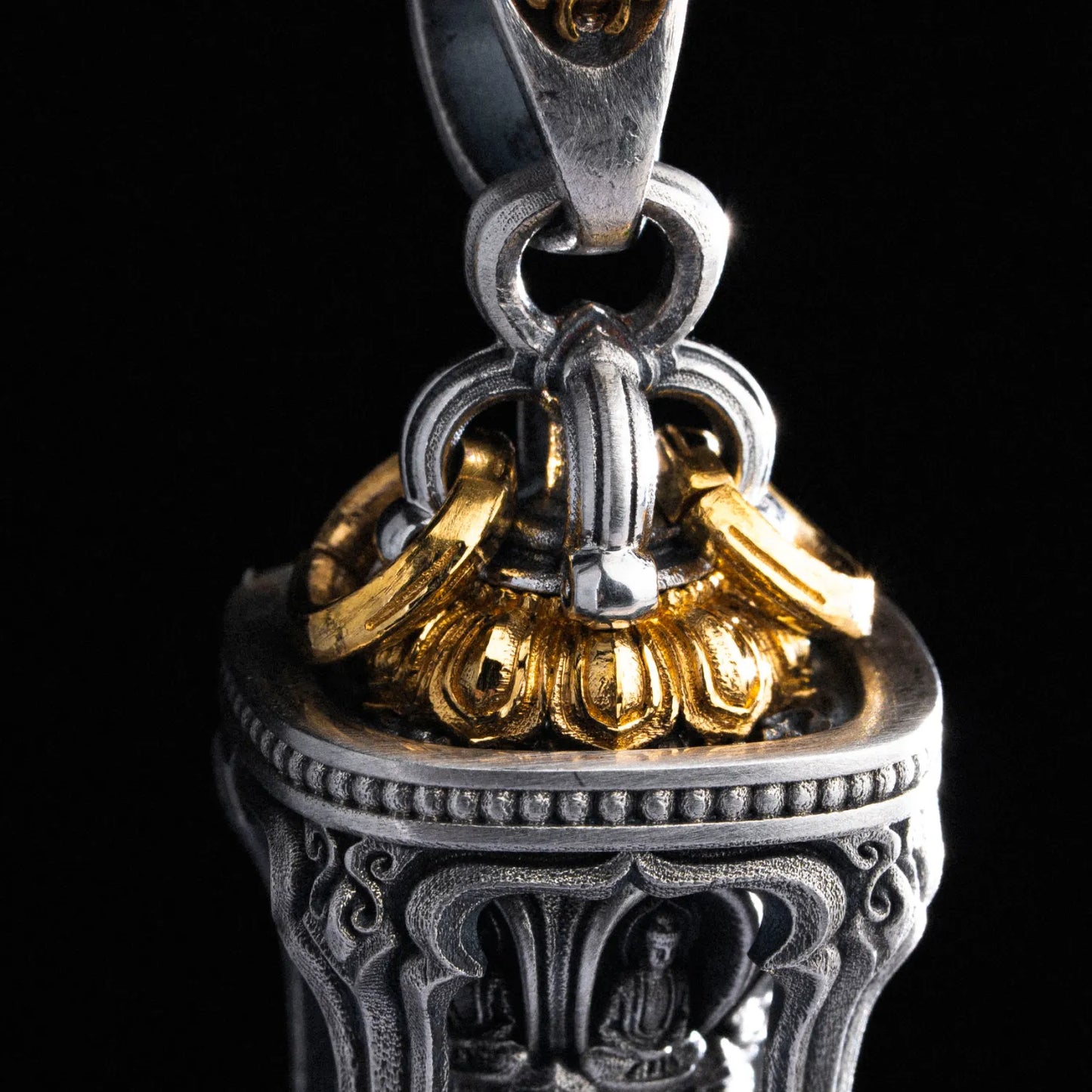 Rotatable Buddha Pendant