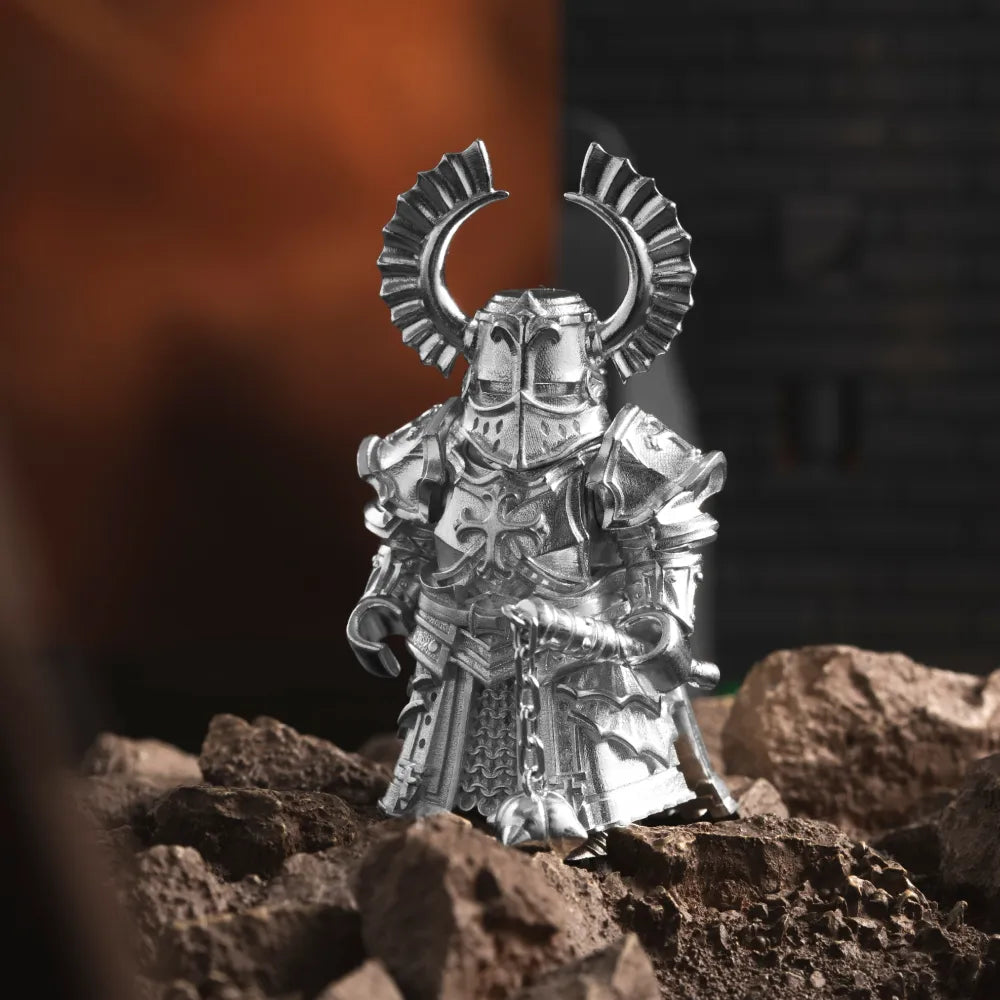 Customized Silver Crusader Figurine Details06