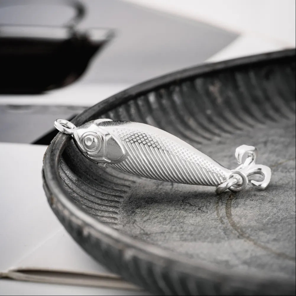 Customized Silver Lure Capsule Pendant Details04