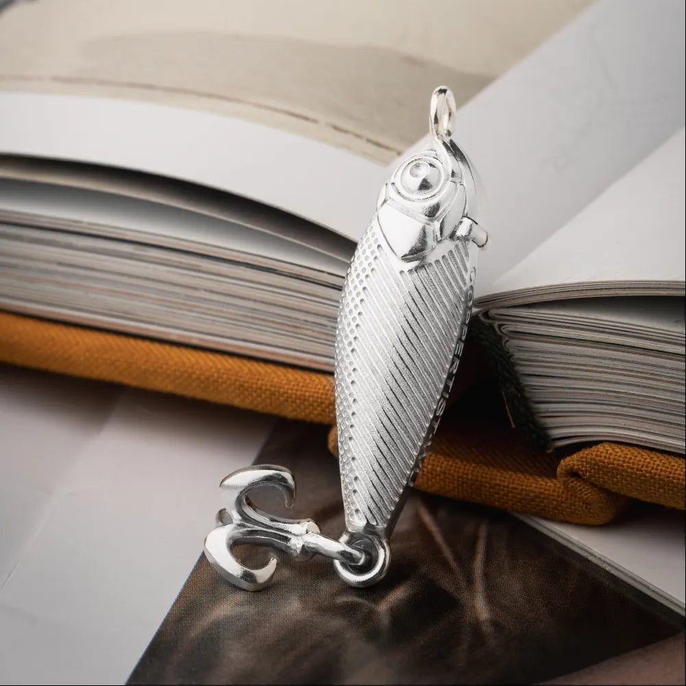 Customized Silver Lure Capsule Pendant Details05