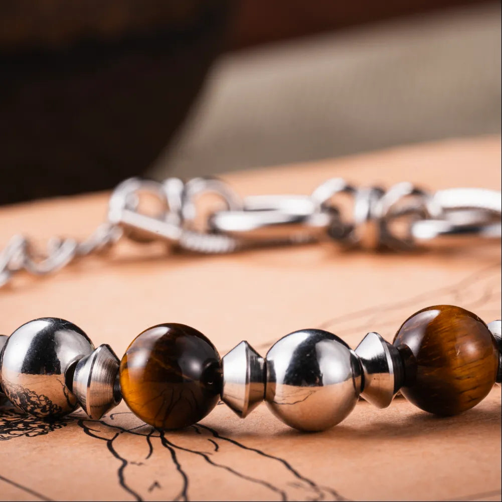 Golden Eye Bracelet Details 04