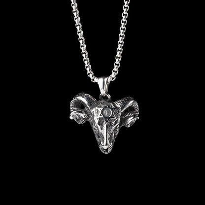 Gothic Goat Head Pendant Details 01
