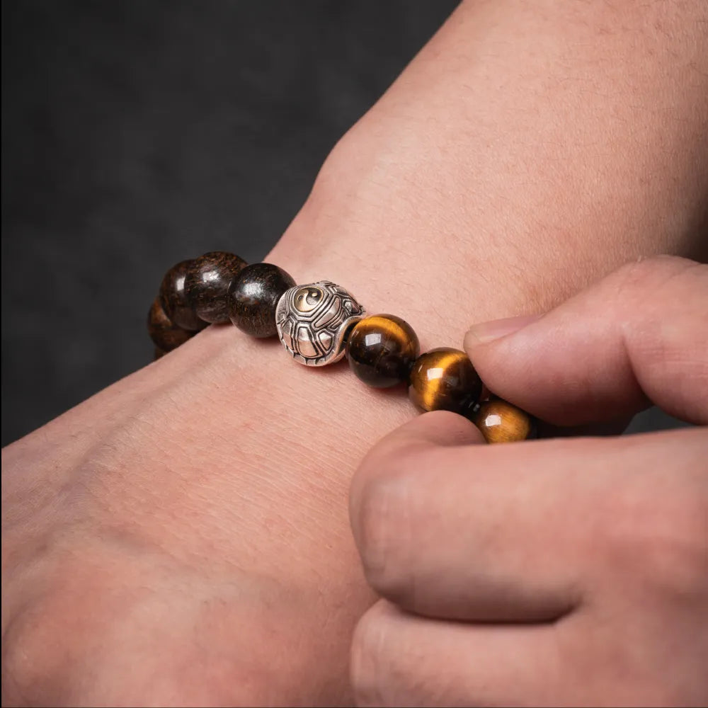 Grounded Wealth Bracelet Details 04