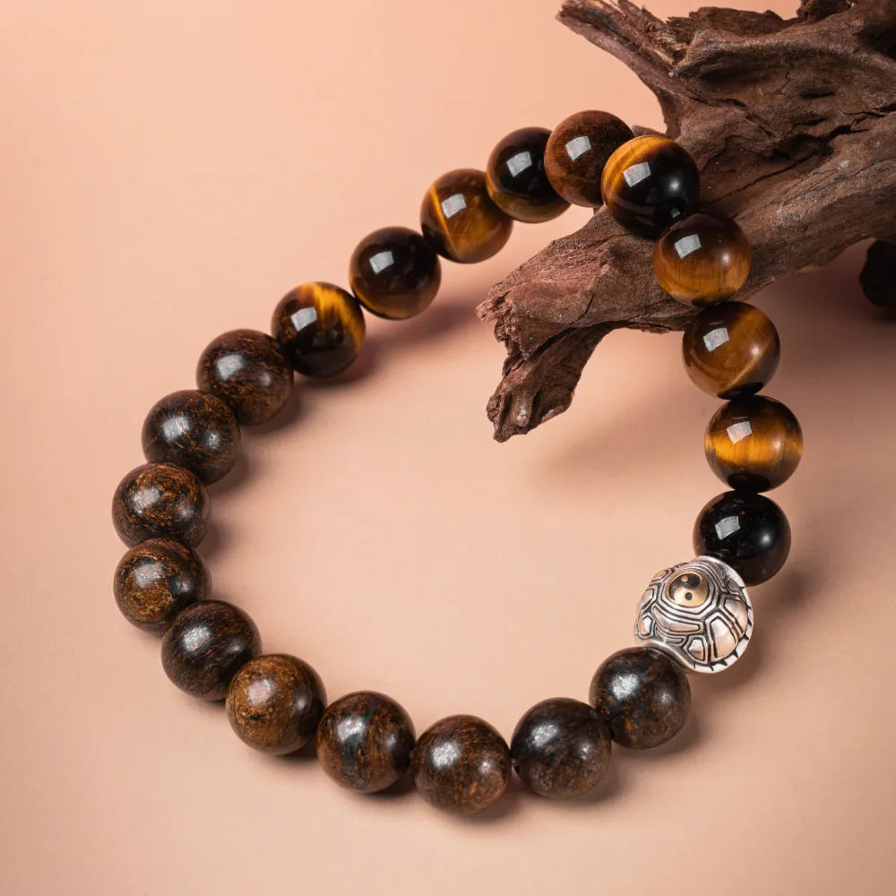 Grounded Wealth Bracelet Details 09