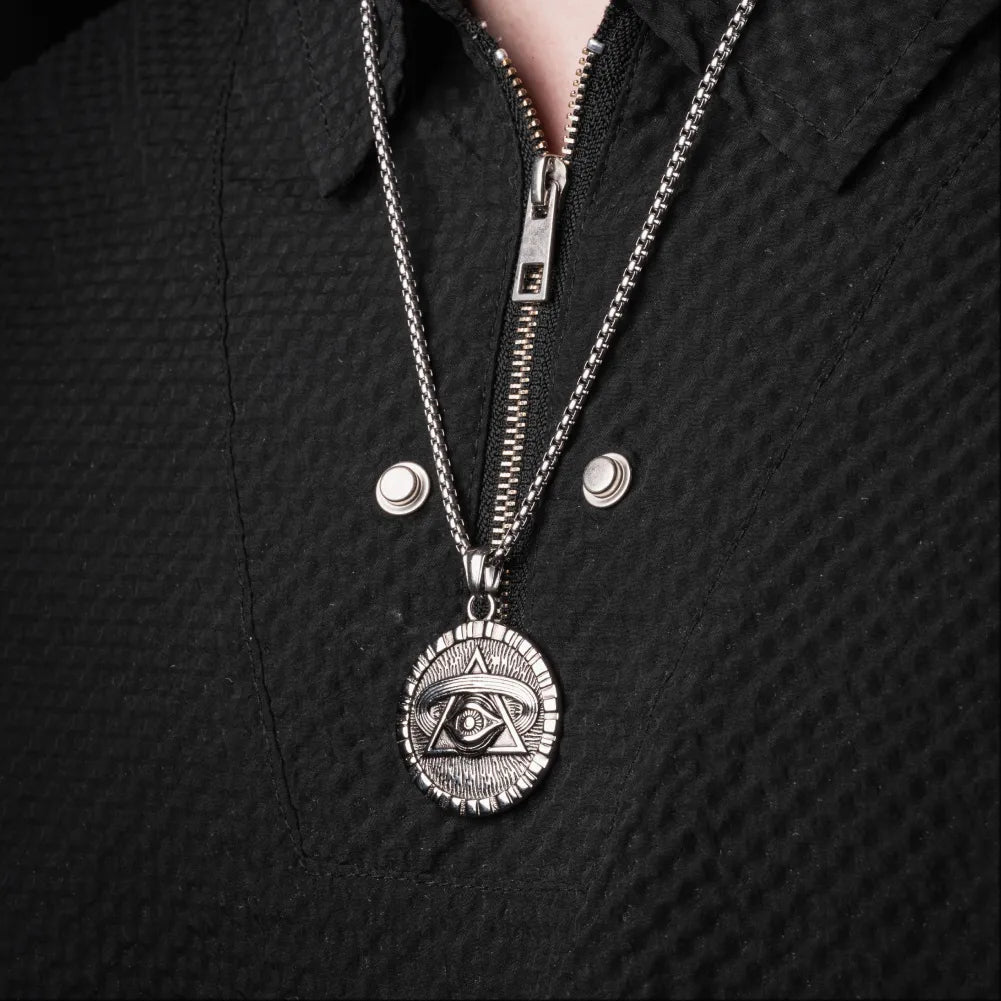 Horus Medallion Details 07