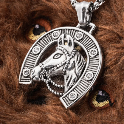 Iron Hoof Pendant Details 04