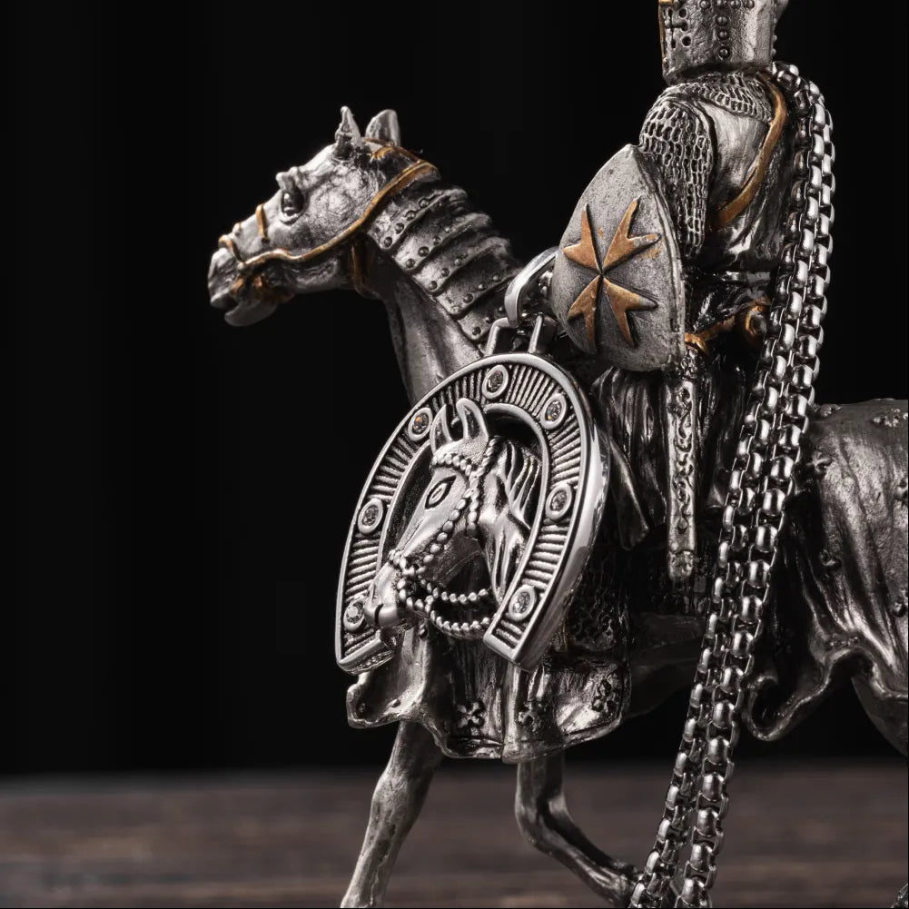 Iron Hoof Pendant Details 05