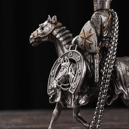 Iron Hoof Pendant Details 05