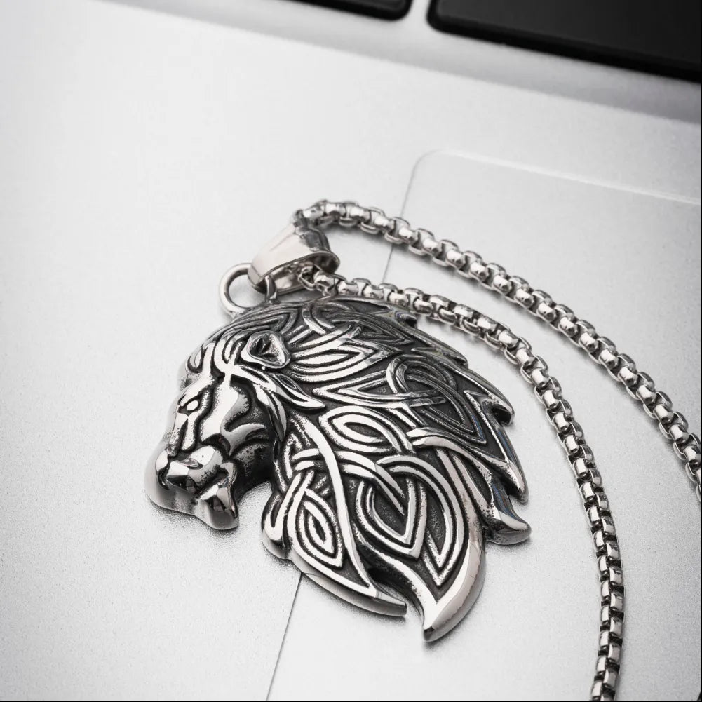Lion King Pendant Details 03