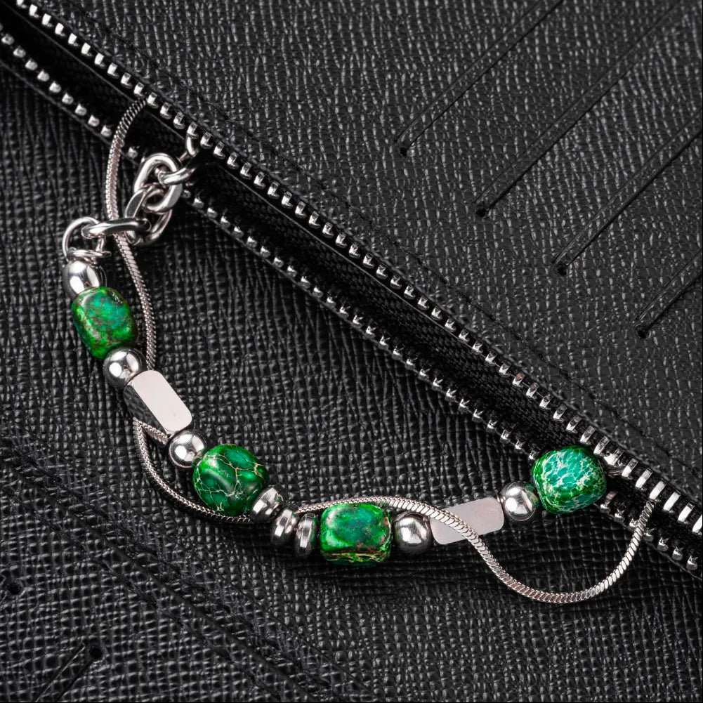 Lush Green Bracelet Details 03