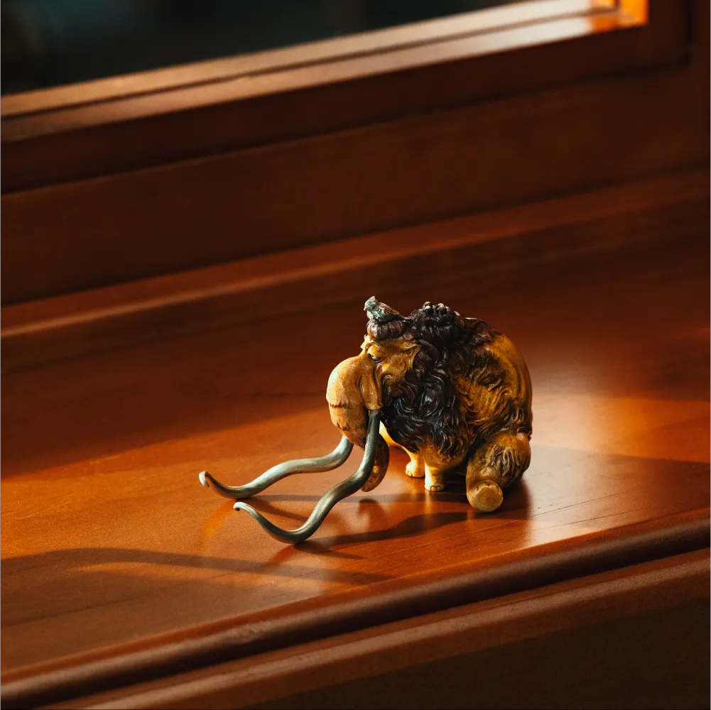 Mammoth Phone Holder Details 06