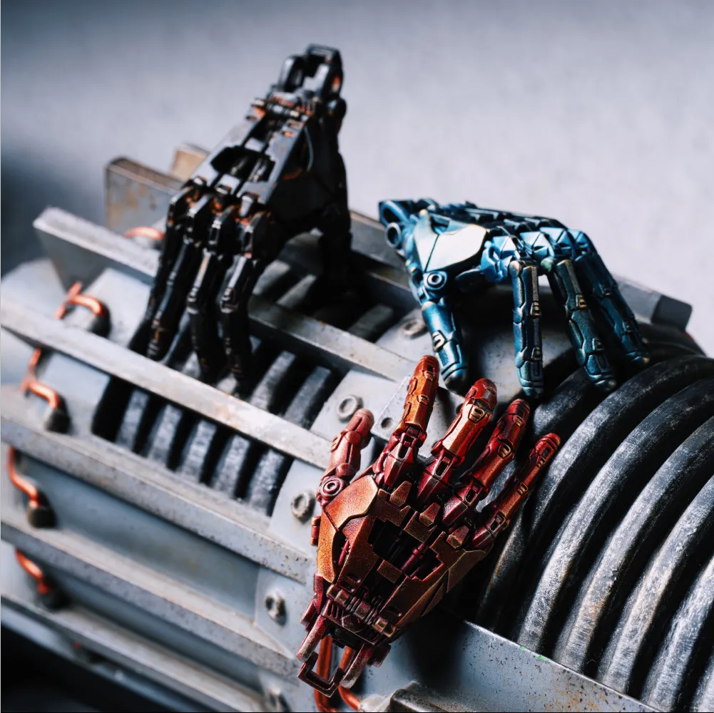 Mechanical Hand Pendant - Right