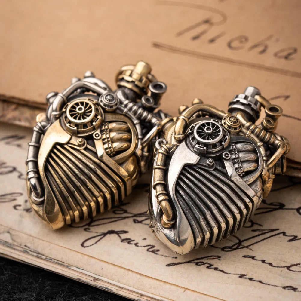 Mechanical Heart Capsule brass white bronze Details 08