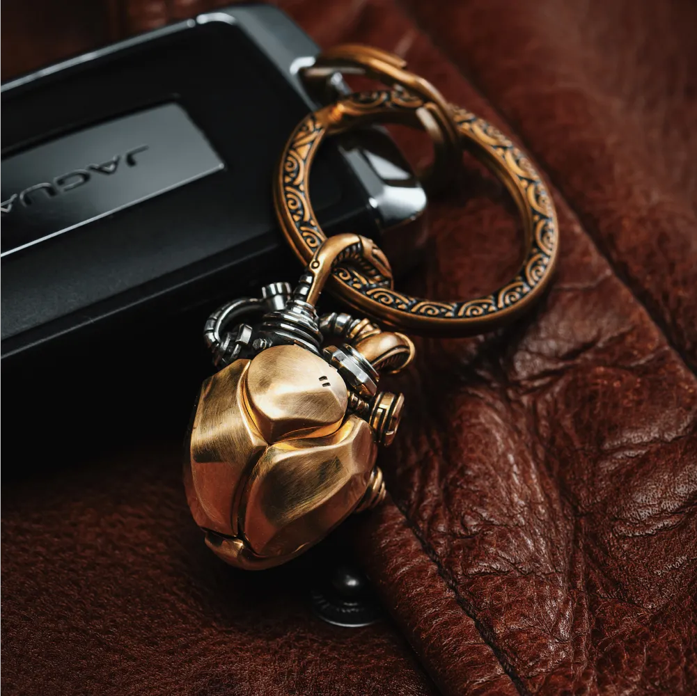 Mechanical Heart Pendant Details 08