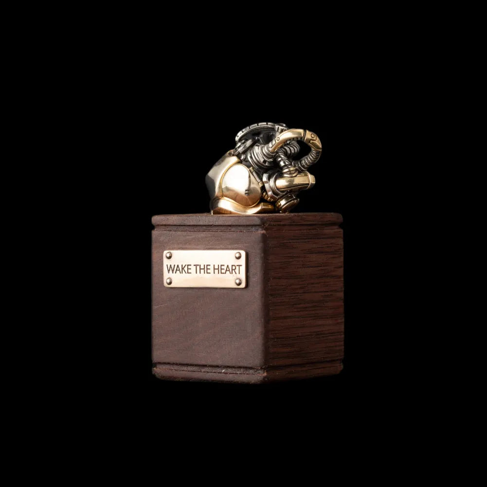 Mechanical Heart Pendant Stand