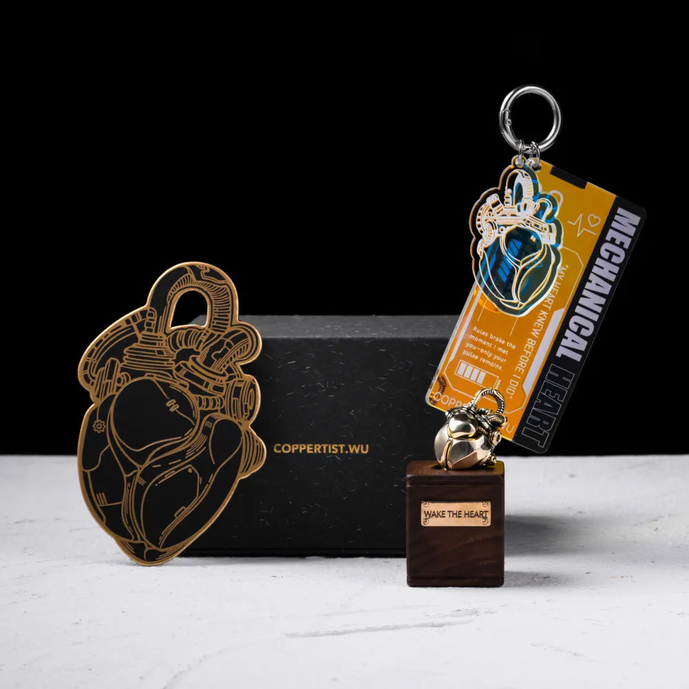Mechanical Heart Pendant Stand