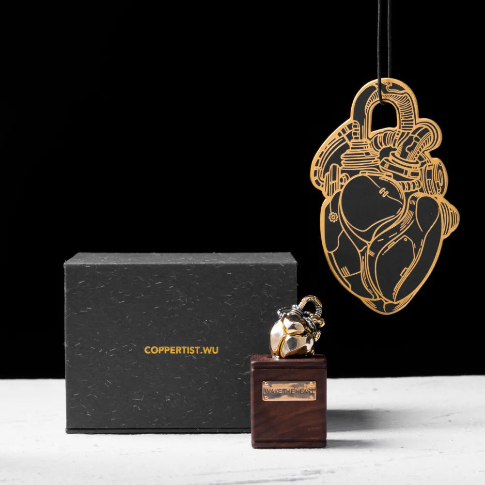 Mechanical Heart Pendant Stand