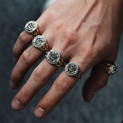 Medusa Signet Ring Details 07