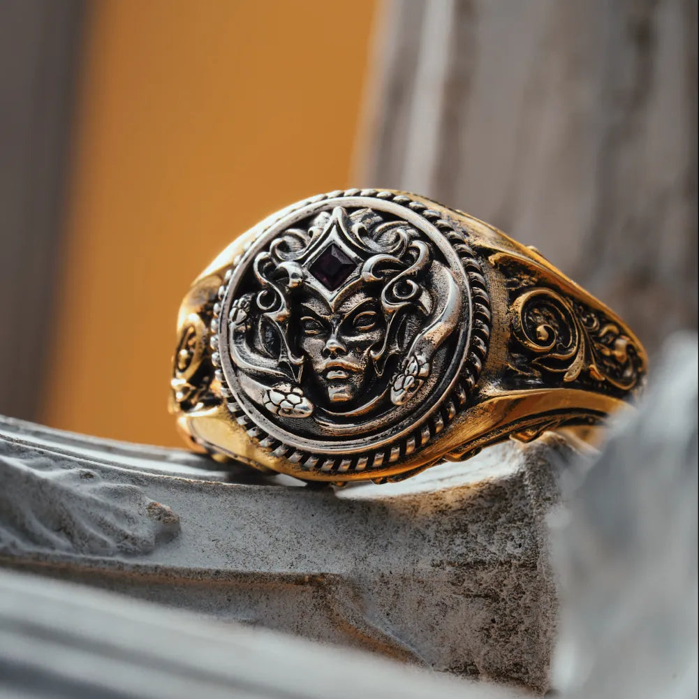 Medusa Signet Ring Details 10