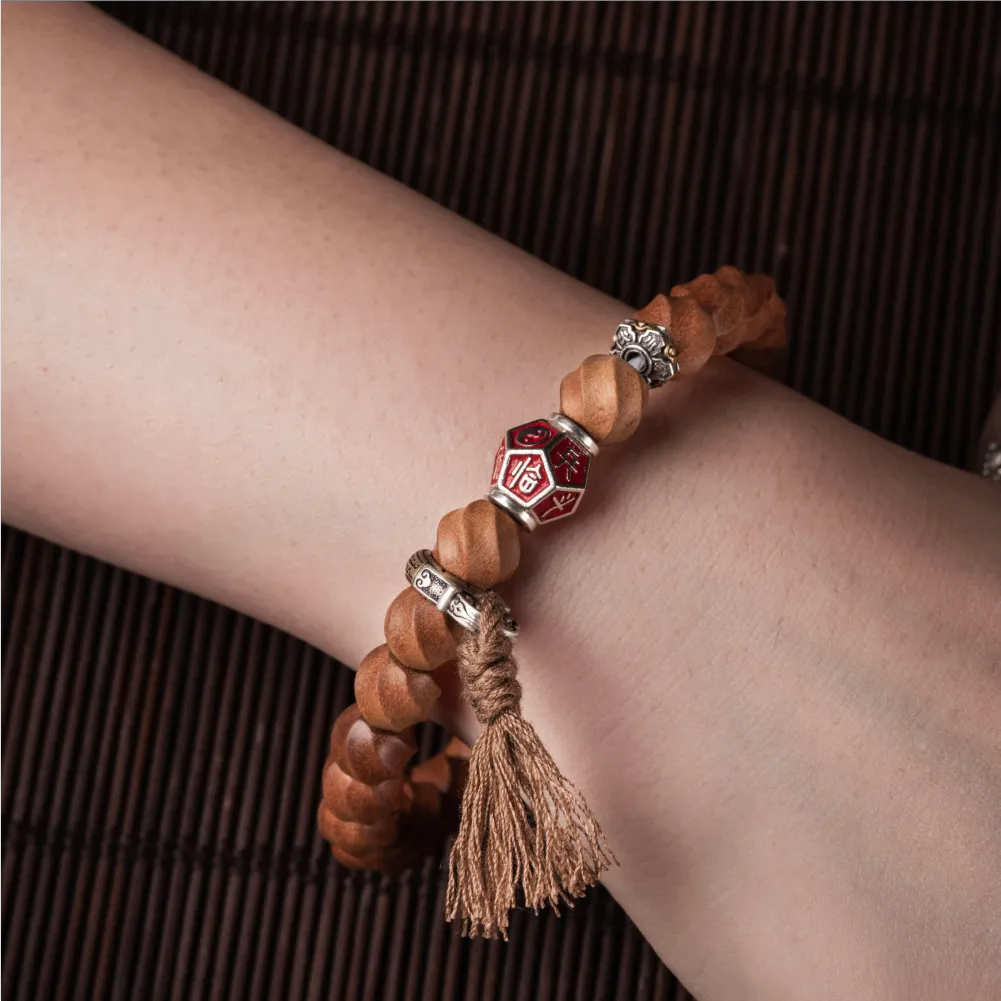 Nine Syllable Mantra Bead Details02