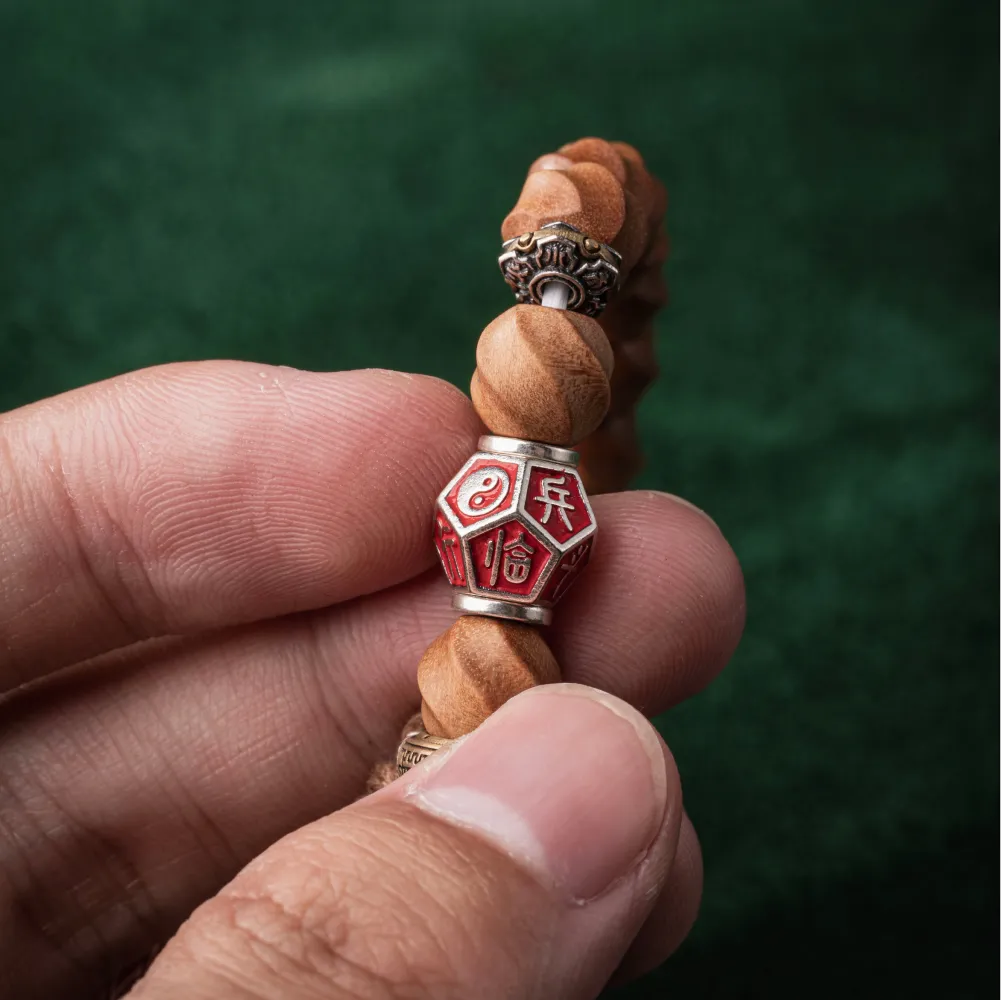 Nine Syllable Mantra Bead Details05