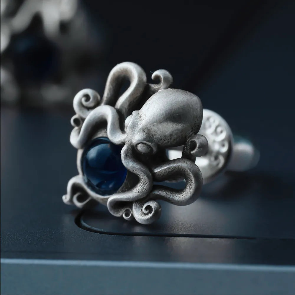 Octopus Studs Details 05