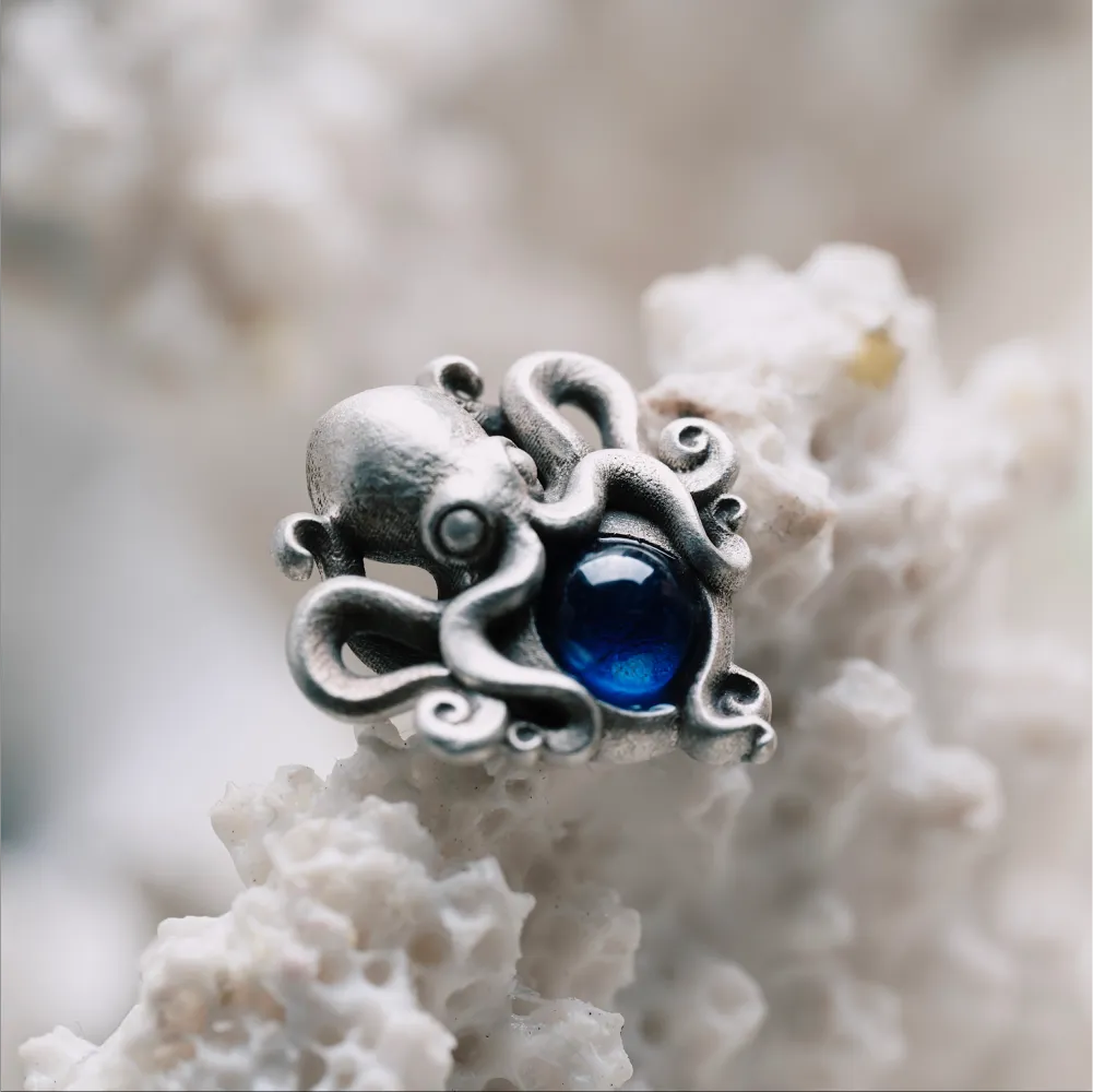 Octopus Studs Details 06