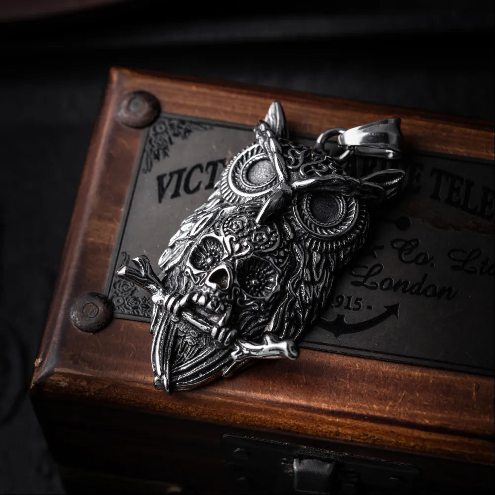 Owl Skeleton Pendant Details 04