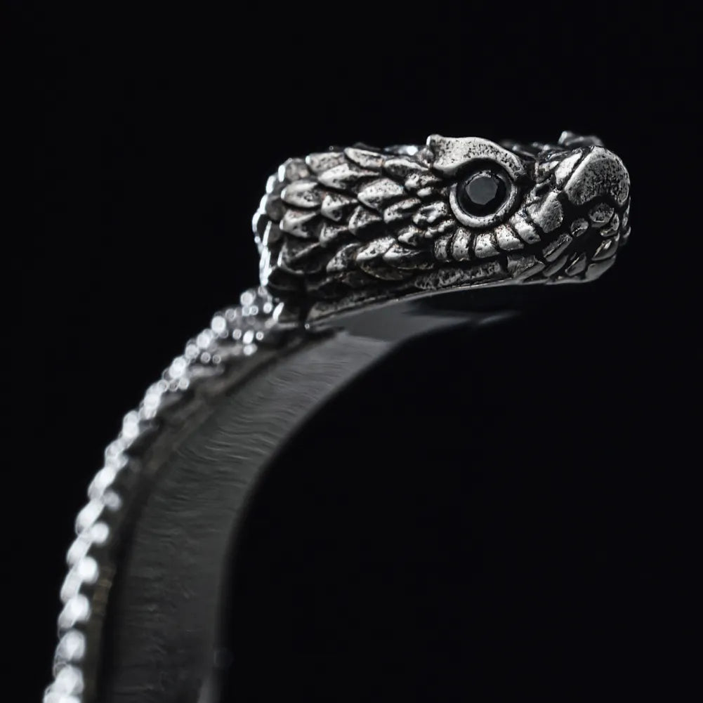 Ox.Silver Coiled Snake Bracelet Details 06