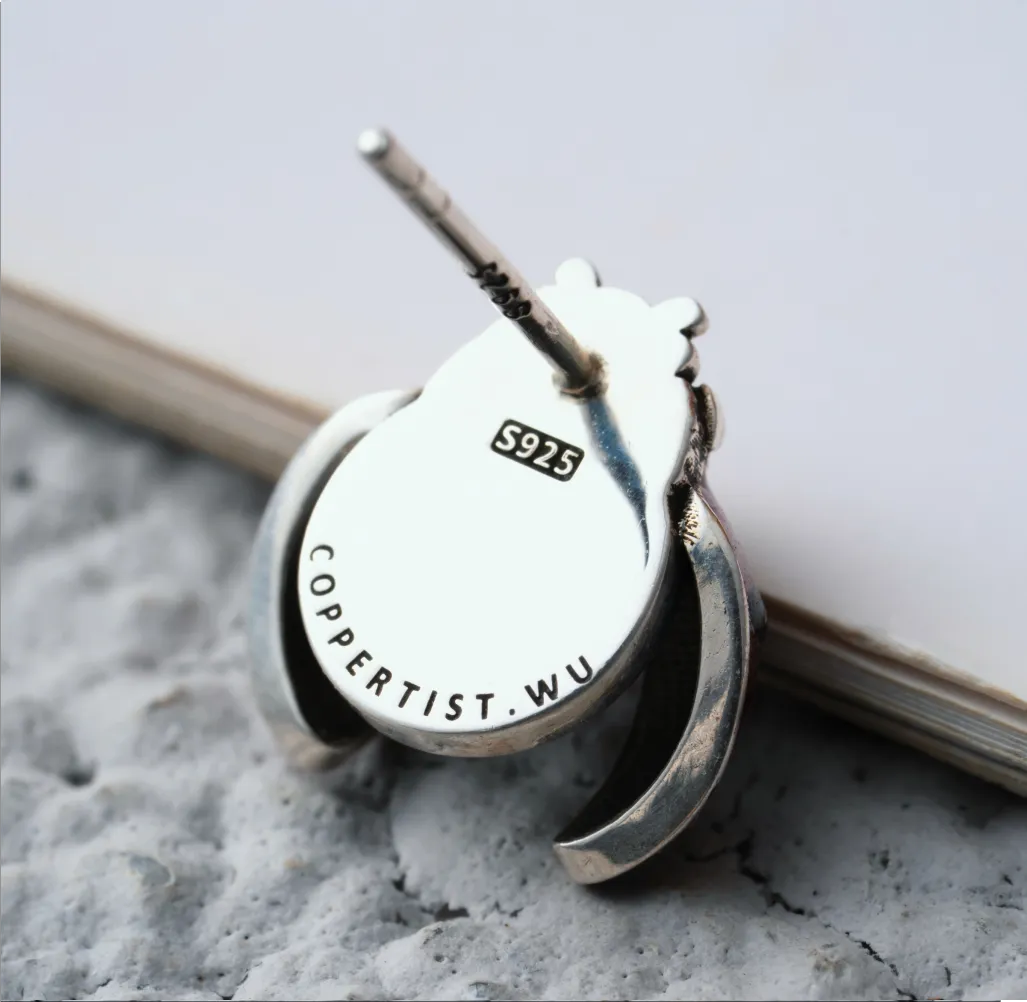 Ox.SIlver Ladybug Studs Details 04