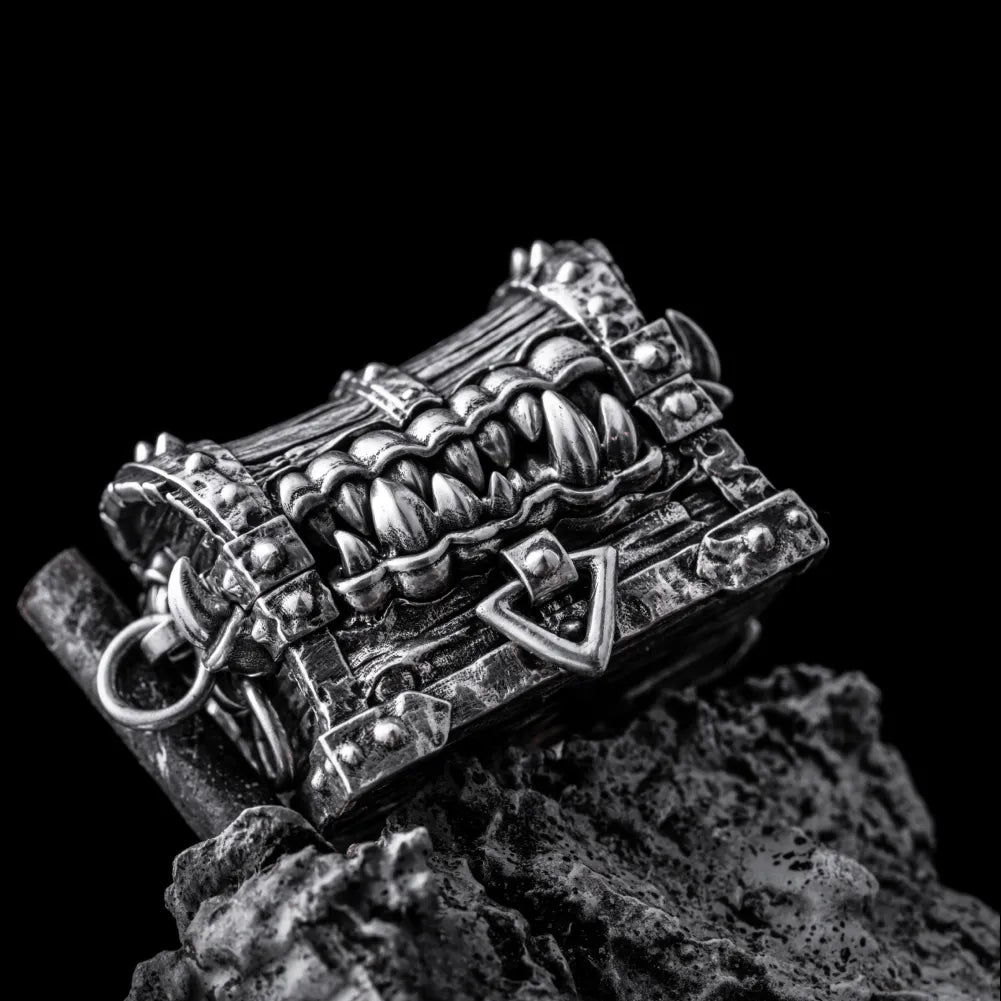 Mimicling Chest Pendant