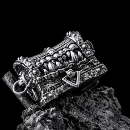 Mimicling Chest Pendant