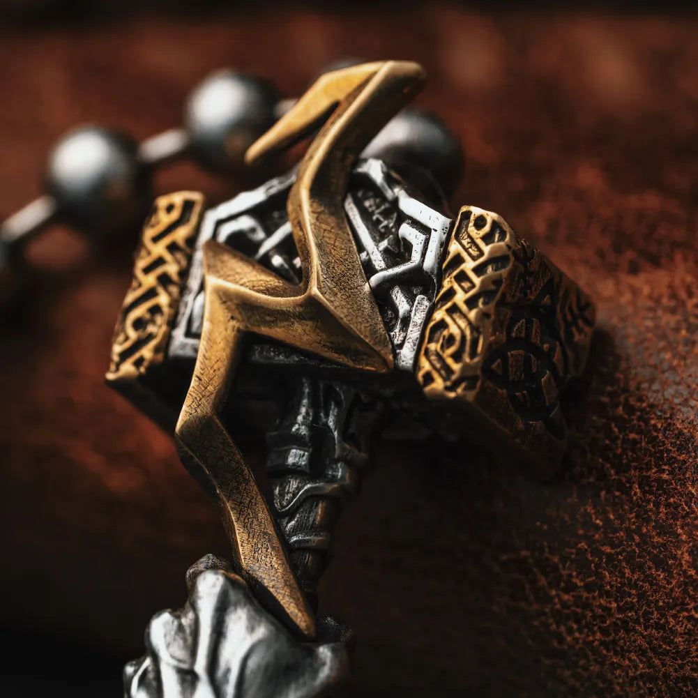 Thunder Hammer Chain Clasp Necklace