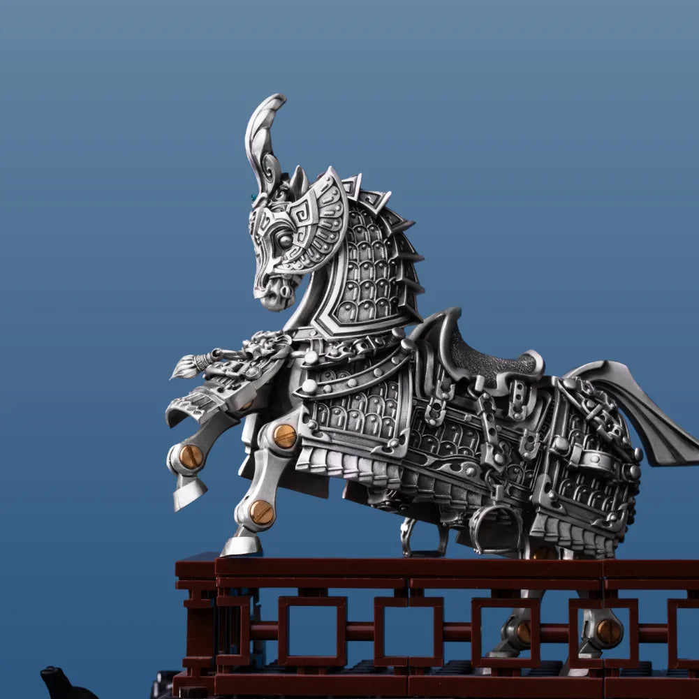 Oxidized Silver Heroic Steed Details 02