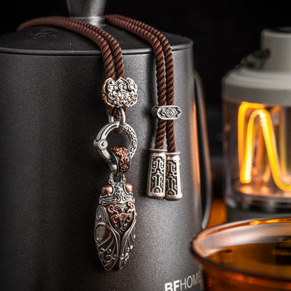 Pushou Rope Necklace Details 01