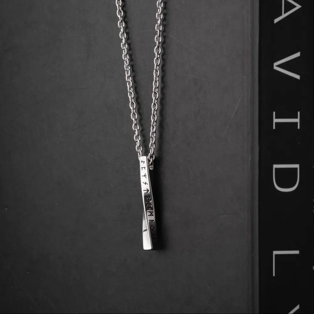 Rune Loop Pendant Details 06