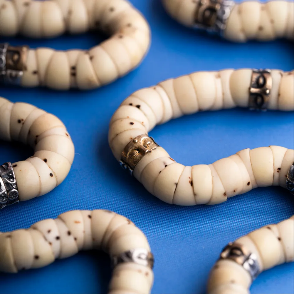 Sacred Wave Spacer Details 03