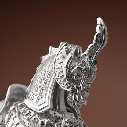 Silver Heroic Steed Details 04