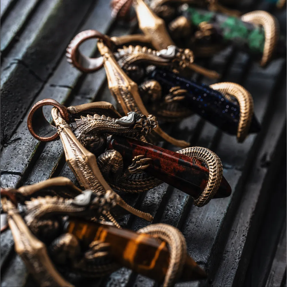 Skybound Dragon Pendant Details 07