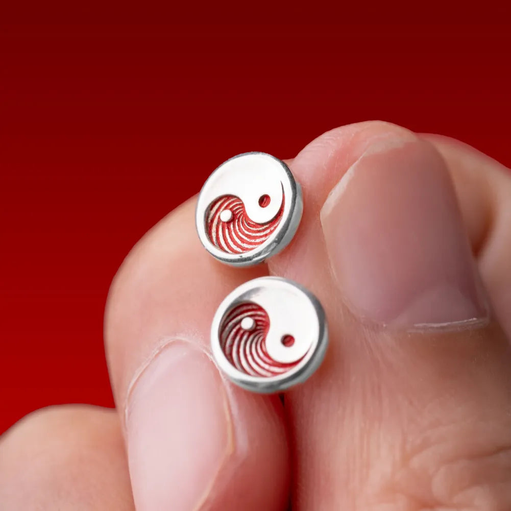 Taiji Stud Earrings Details 9