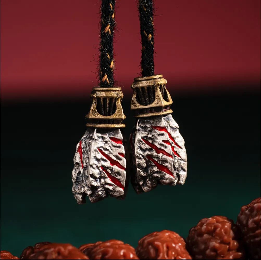 Tiger Bone Disciple Bead Details 04