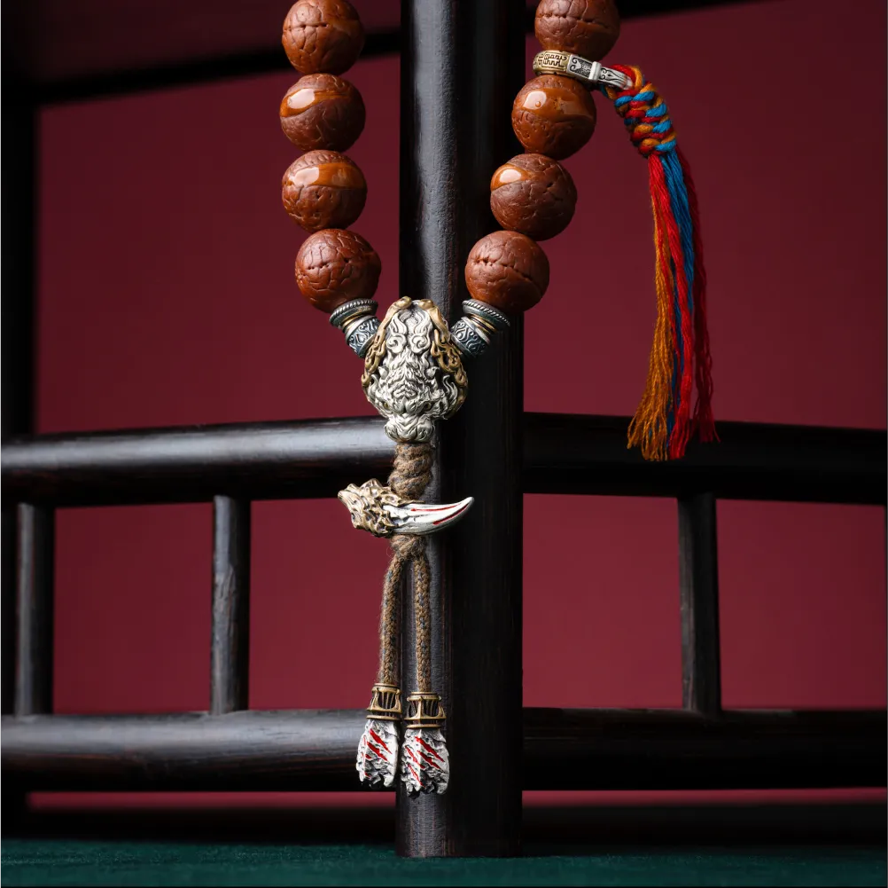 Tiger Bone Disciple Bead Details 07