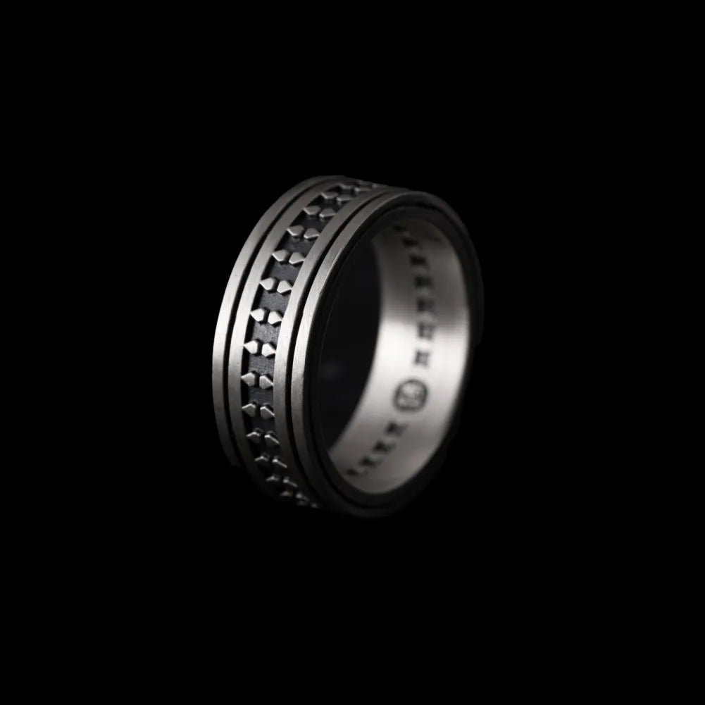 Victory Pattern Ring 01