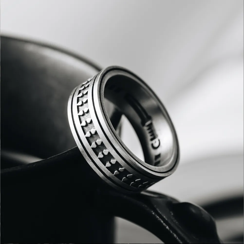 Victory Pattern Ring 06