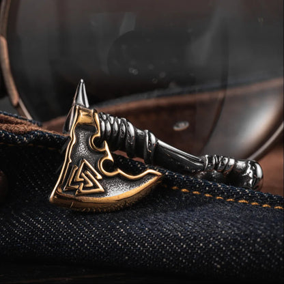 Viking Axe Pendant Details 05