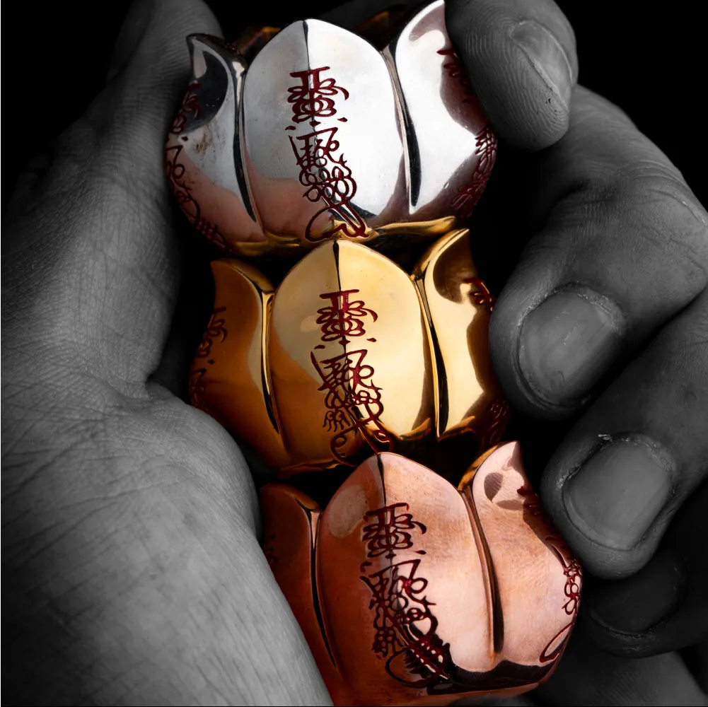 Wealth Lotus Incense Holder Details03