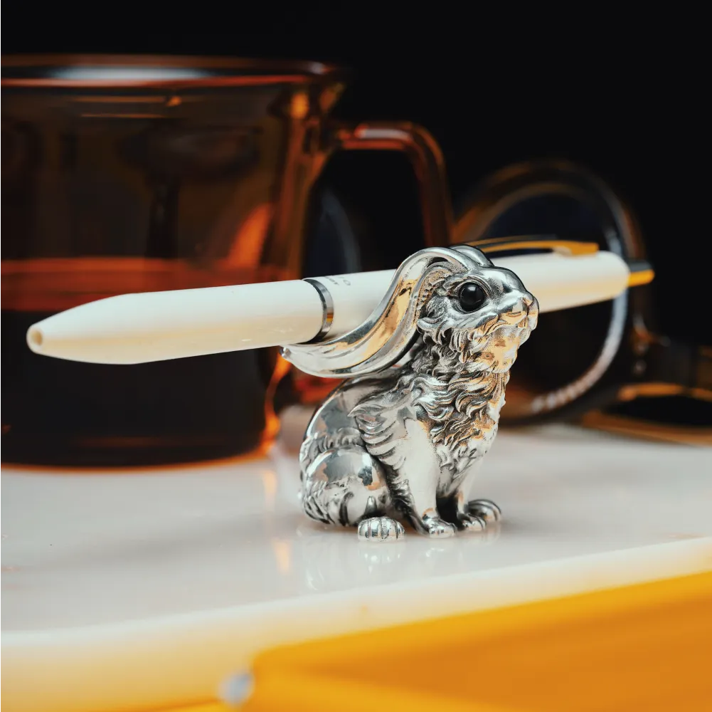 Elegant Rabbit Pen Holder – Onyx Eyes & Hidden Storge – COPPERTIST.WU