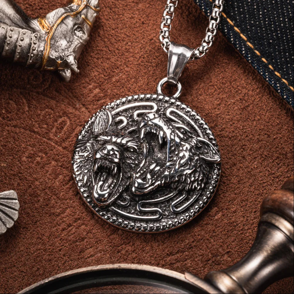 Wolf Head Pendant Details 03