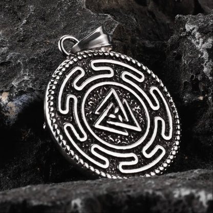 Wolf Head Pendant Details 06