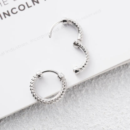 Customized Platinum Snake Skin Earrings Details 05